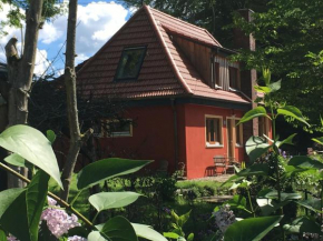 Kleine Villa im wilden Garten Gummersbach